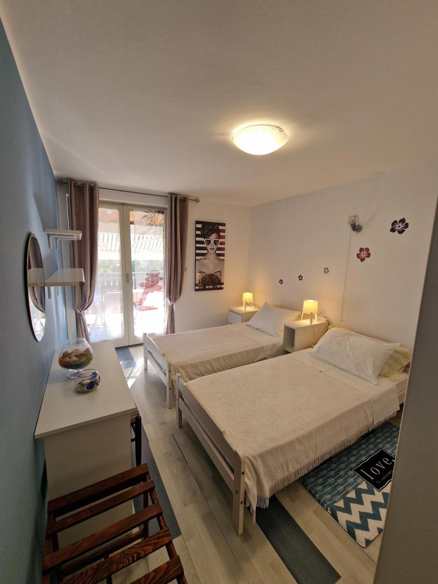 Apartments And Rooms By The Sea Rovinj - 19183 Exterior photo